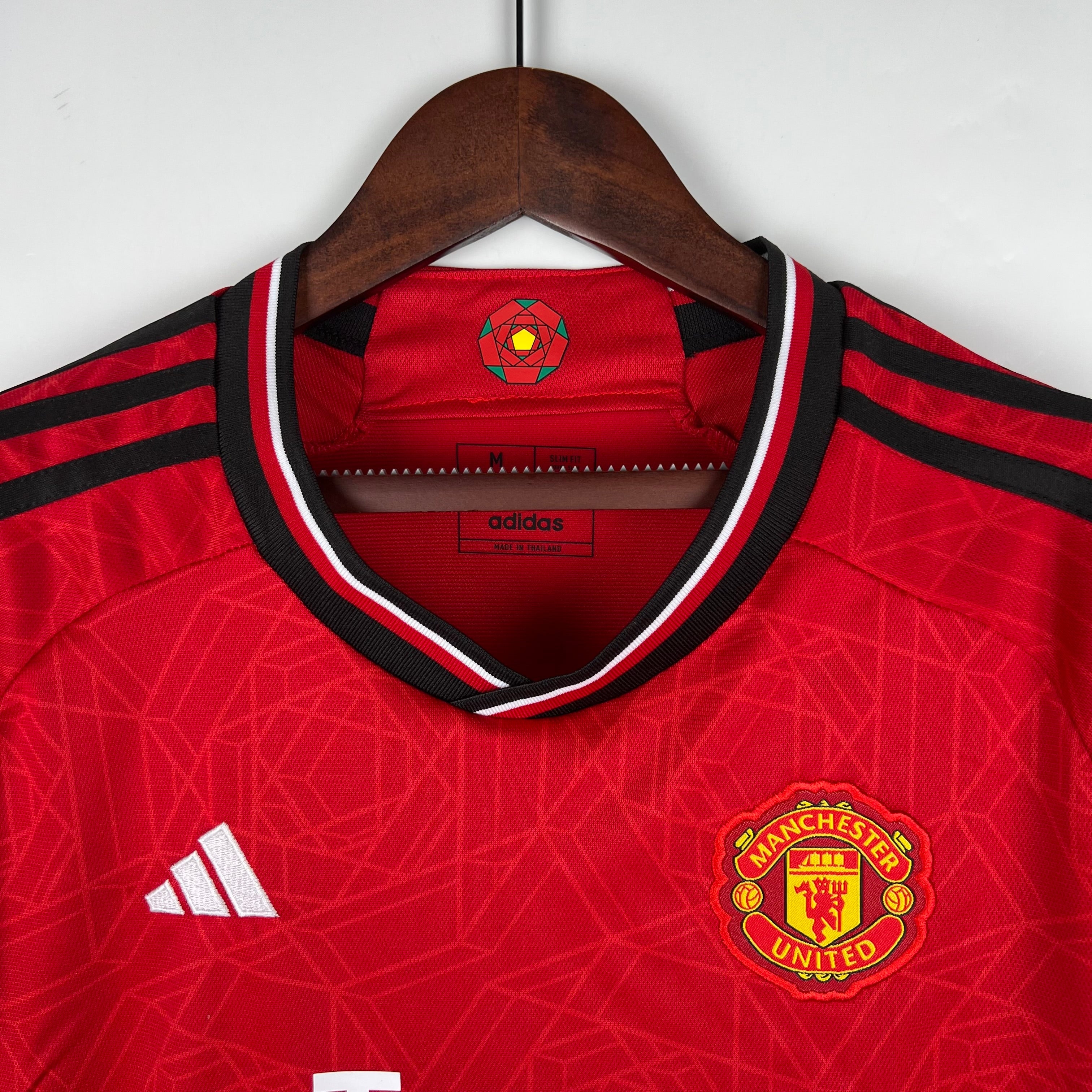 Manchester United 23-24 | Home | Women