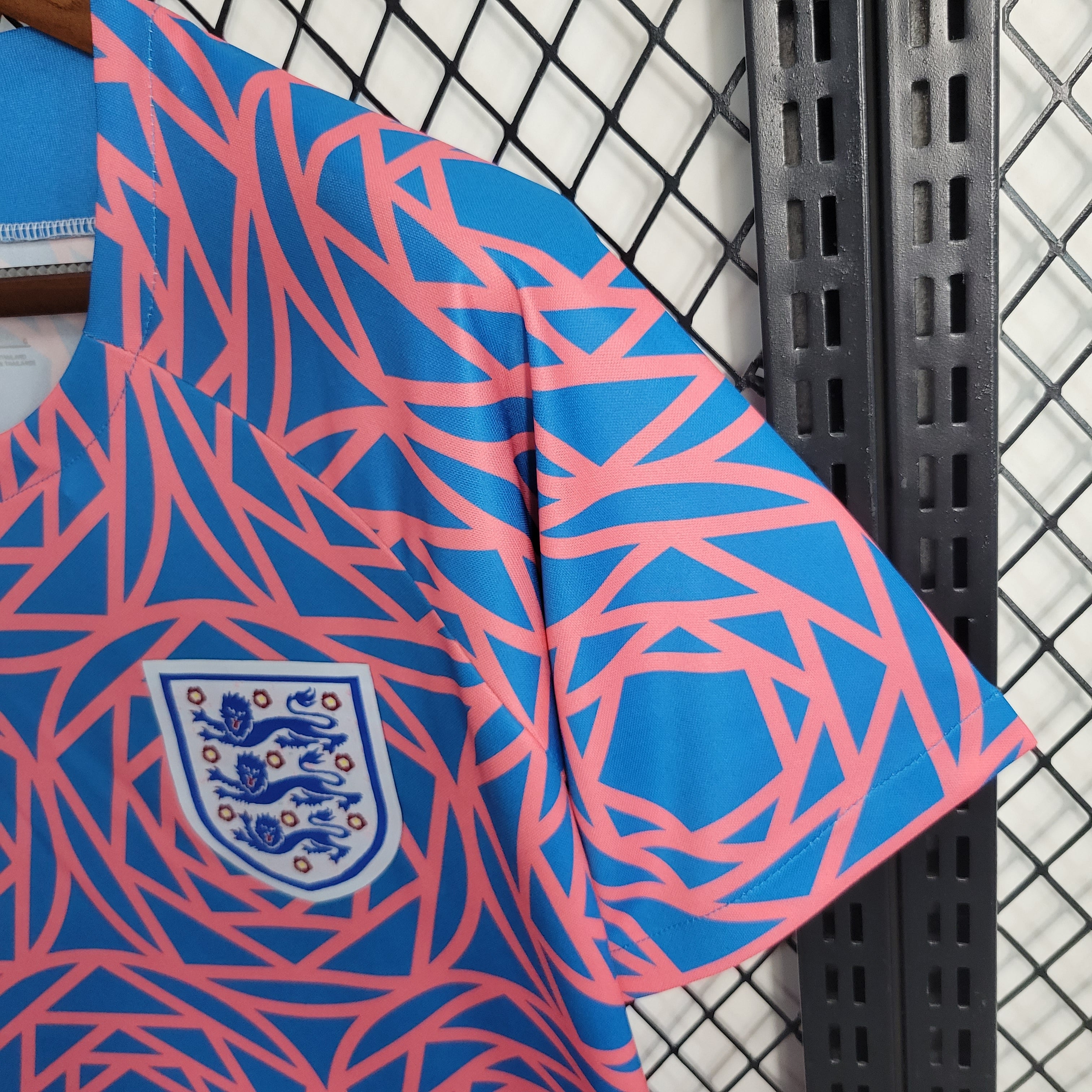 England 23-24 | Kit