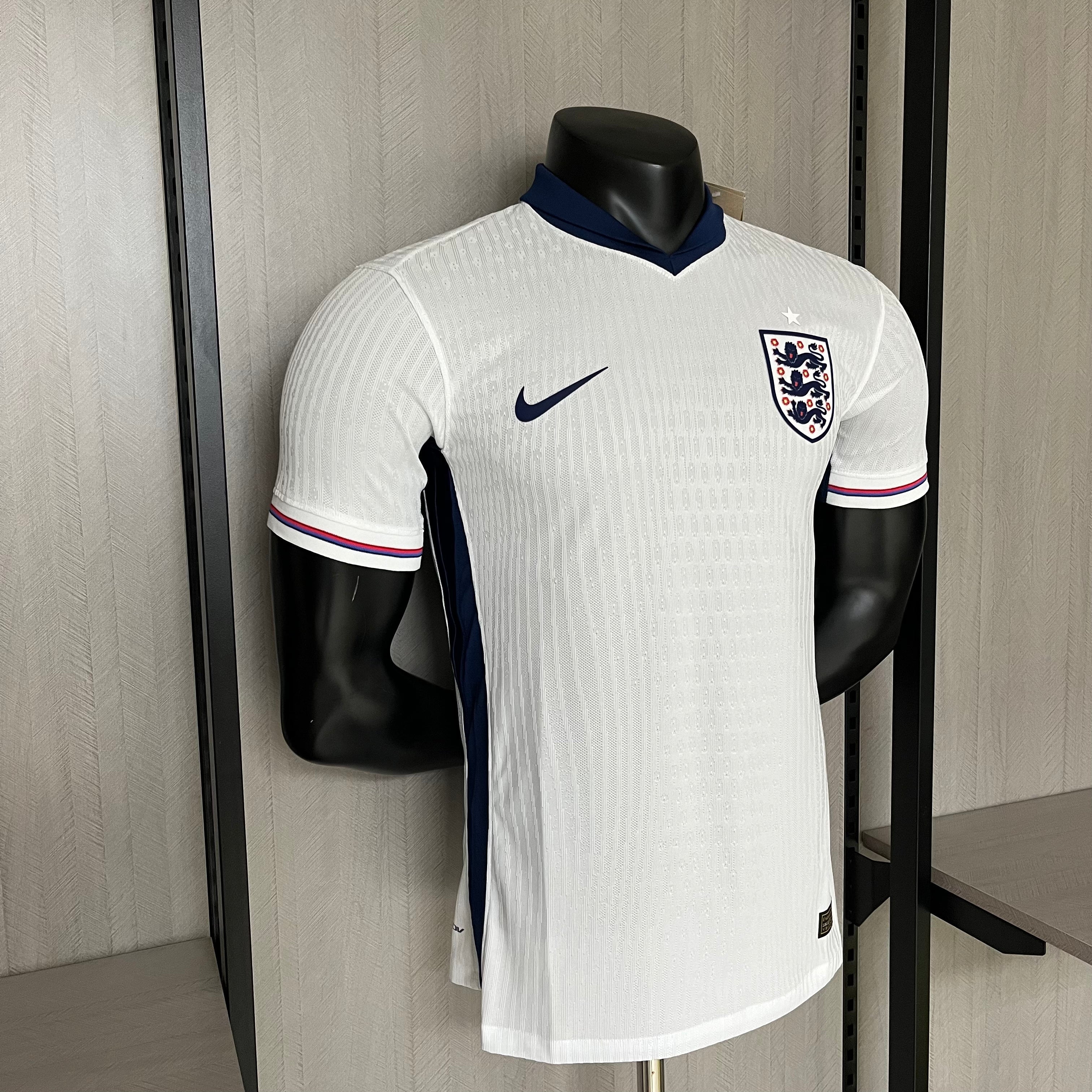 England 24-25 | Player Version | Home