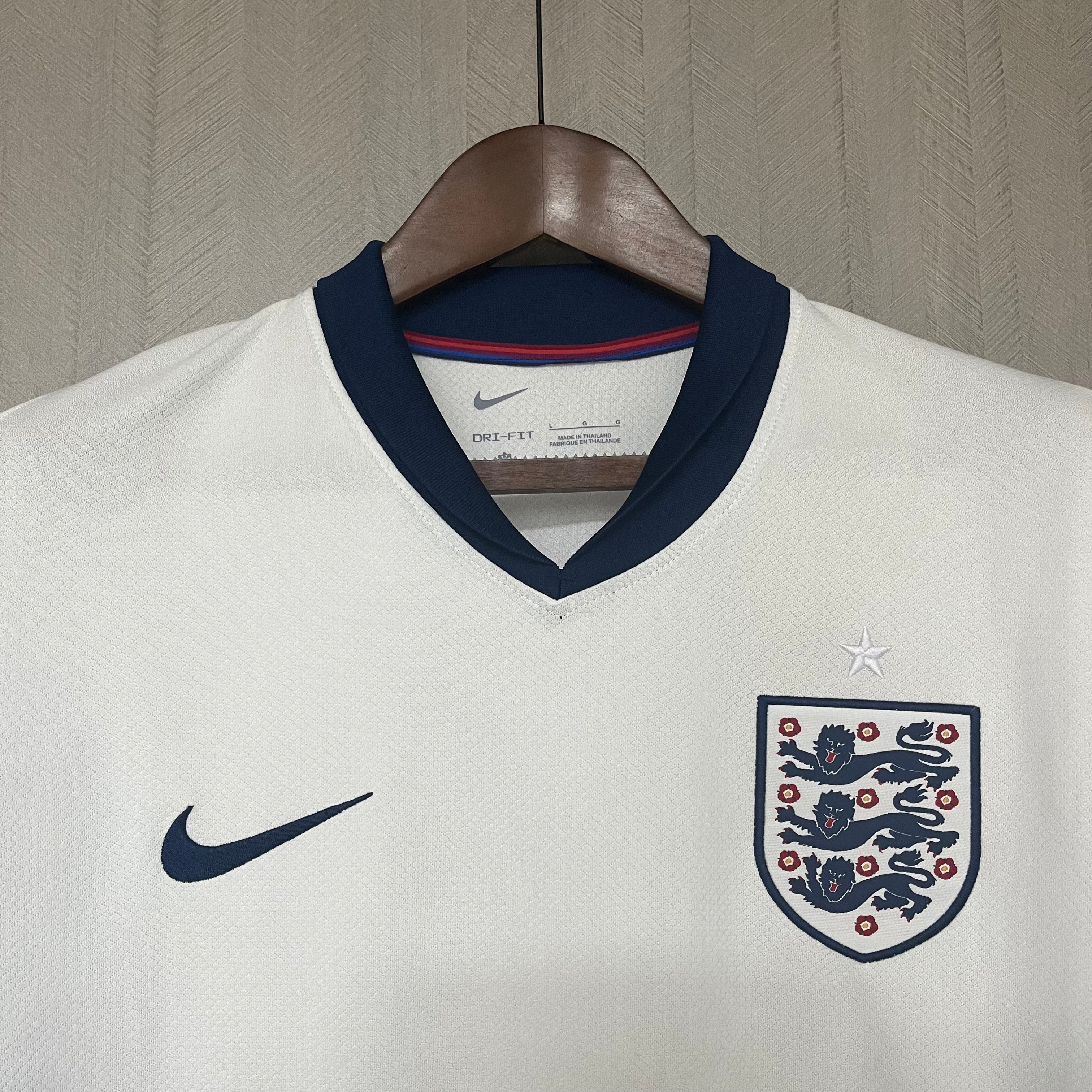 England 24-25 | Home